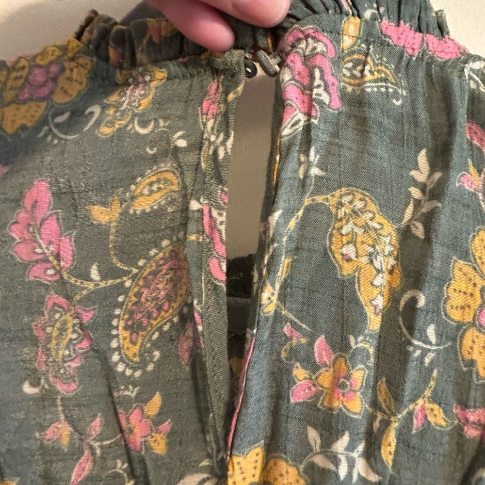 Nanette Lepore Floral Green Top - Picture 4 of 7